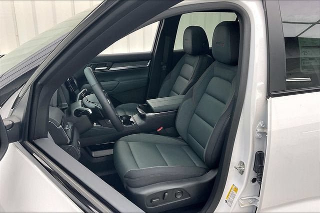 New 2026 GMC Terrain AT4 w/ Convenience Package III AWD/4WD image 12