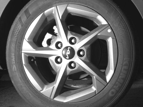 Used 2025 Kia K4 FWD image 15
