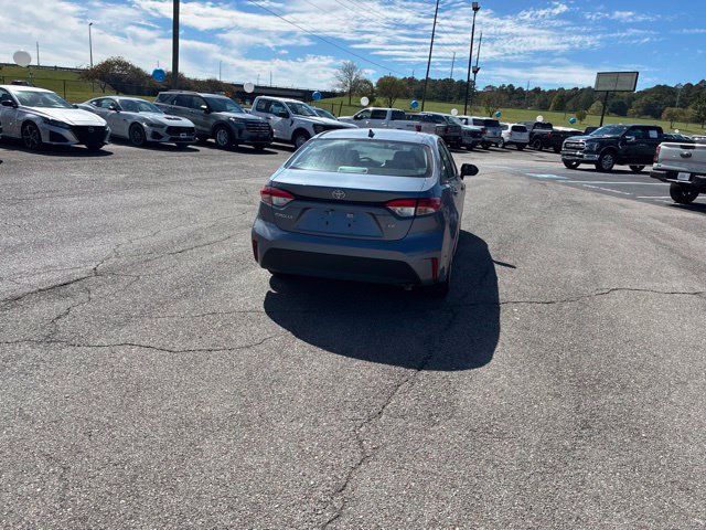 Used 2025 Toyota Corolla LE FWD image 35