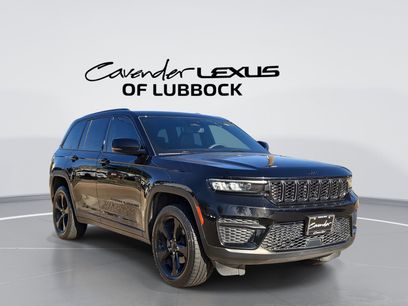 Used 2023 Jeep Grand Cherokee Altitude