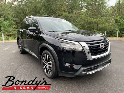 Used 2024 Nissan Pathfinder Platinum