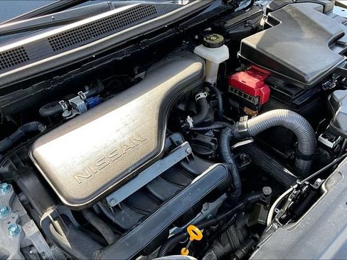 Used 2022 Nissan Rogue Sport SL AWD/4WD image 34
