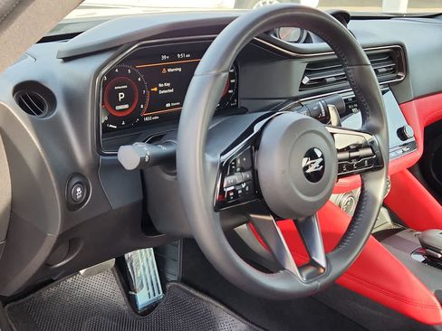 Used 2024 Nissan Z Performance w/ Floor Mat Package image 10