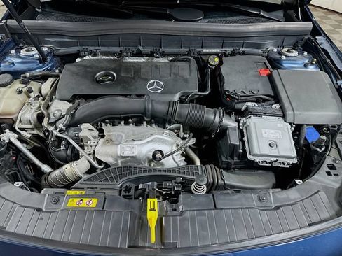 Used 2023 Mercedes-Benz GLB 250 4MATIC image 33
