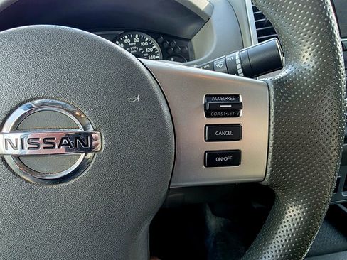 Used 2017 Nissan Frontier SV image 21