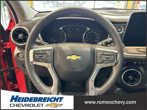 Certified 2024 Chevrolet Blazer LT w/ Convenience Package image 18