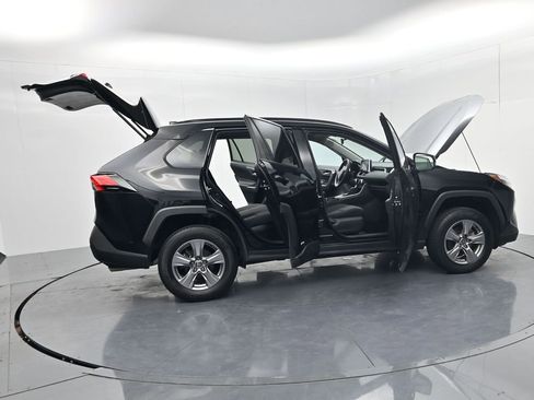 Used 2024 Toyota RAV4 XLE image 62