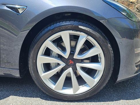 Used 2019 Tesla Model 3 Long Range RWD image 16