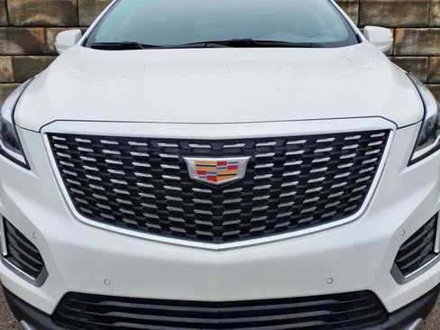 Certified 2023 Cadillac XT5 Premium Luxury w/ LPO, Floor Liner Package AWD/4WD image 9