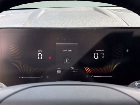 New 2026 Kia Sportage LX FWD image 24
