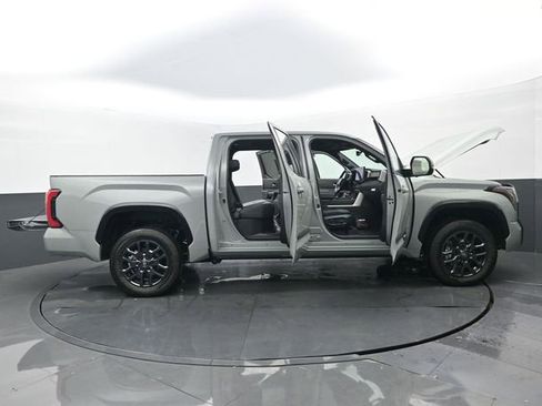 New 2026 Toyota Tundra Platinum image 32