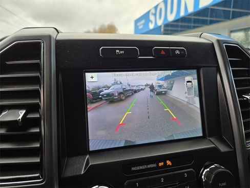 Used 2019 Ford F150 XLT w/ Equipment Group 302A Luxury image 14