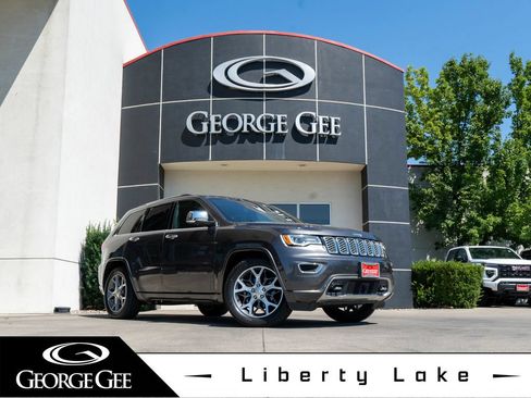Used 2020 Jeep Grand Cherokee Overland AWD/4WD image 1