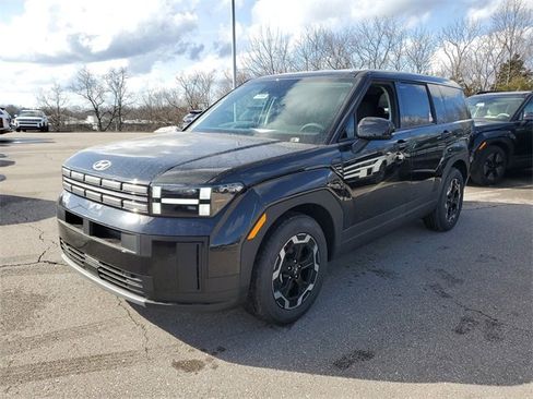 New 2026 Hyundai Santa Fe SE image 2