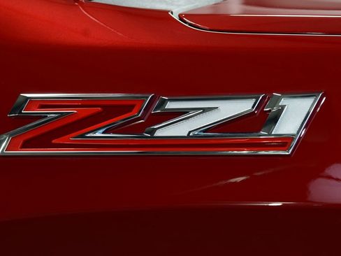 Used 2025 Chevrolet Silverado 1500 RST AWD/4WD image 17