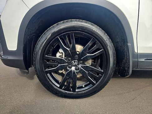 Used 2021 Honda Pilot Black Edition image 10