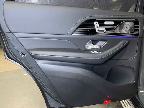New 2025 Mercedes-Benz GLS 63 AMG 4MATIC image 18