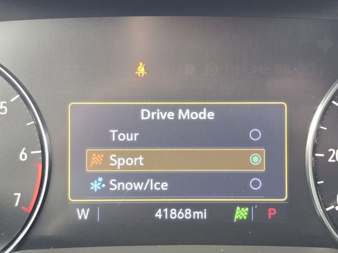 Certified 2023 Buick Envision Preferred image 24