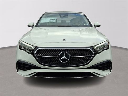 New 2026 Mercedes-Benz E 350 4MATIC Sedan image 2