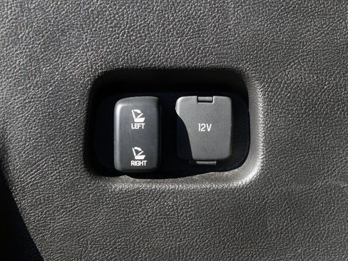 Used 2024 Ford Edge SEL image 7