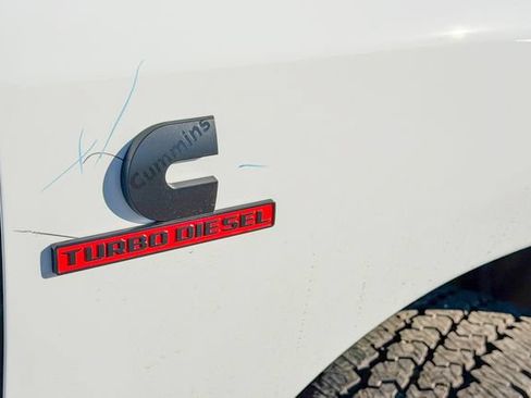 New 2026 RAM 2500 Laramie w/ Night Edition AWD/4WD image 9
