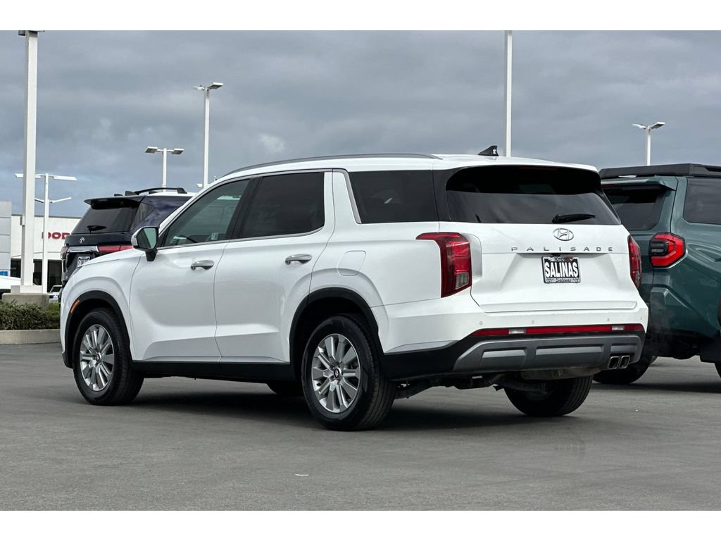 Used 2024 Hyundai Palisade SEL FWD image 6