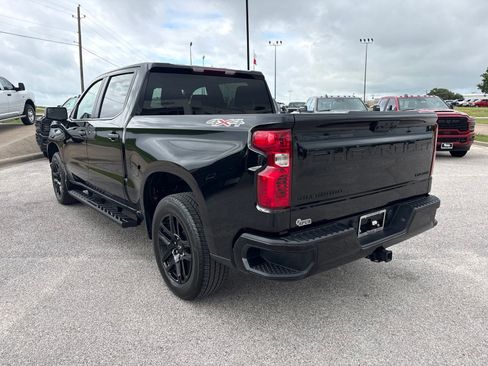 Used 2024 Chevrolet Silverado 1500 Custom w/ LPO, Dark Essentials Package AWD/4WD image 4