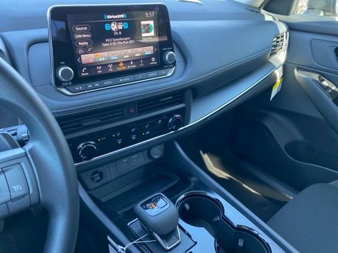 New 2026 Nissan Rogue S image 17