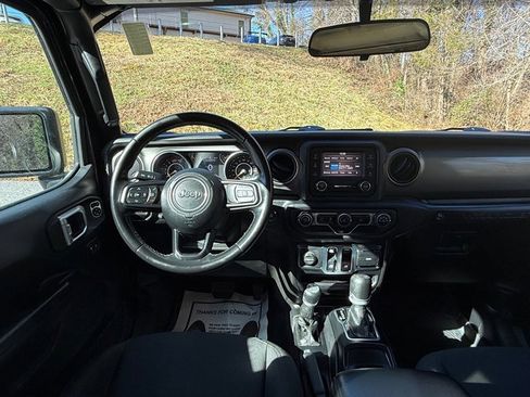 Used 2020 Jeep Wrangler Sport image 10