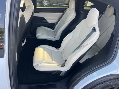 Used 2023 Tesla Model X AWD/4WD image 12