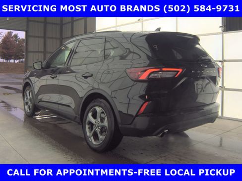 Used 2025 Ford Escape ST-Line w/ Equipment Group 301A image 4