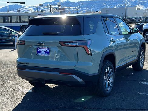 New 2026 Chevrolet Equinox LT w/ Convenience Package II AWD/4WD image 5