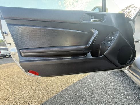 Used 2013 Subaru BRZ Premium RWD image 16