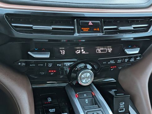 Used 2023 Acura MDX SH-AWD w/ Technology Package image 22