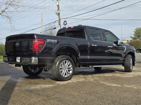 Used 2025 Ford F150 Lariat w/ Equipment Group 502A High image 7