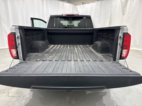 Certified 2020 GMC Sierra 1500 Elevation w/ Elevation Value Package AWD/4WD image 14