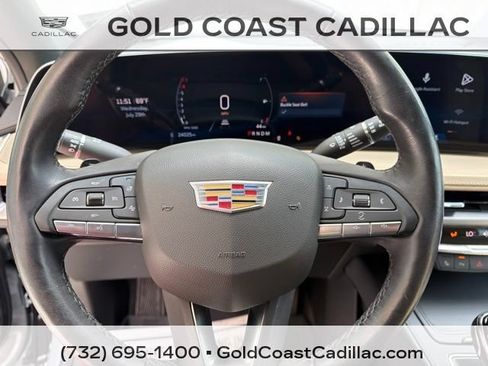 Certified 2024 Cadillac XT4 Luxury w/ Cold Weather Package FWD image 19