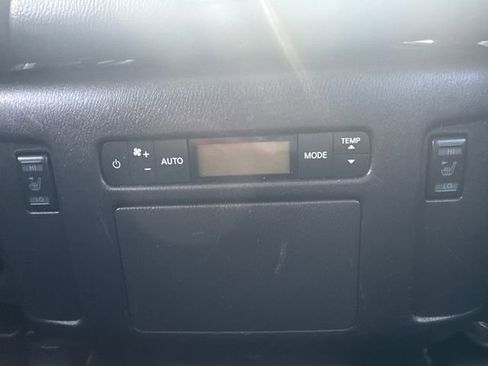 Used 2023 Nissan Armada Platinum w/ Captain's Chairs Package image 23