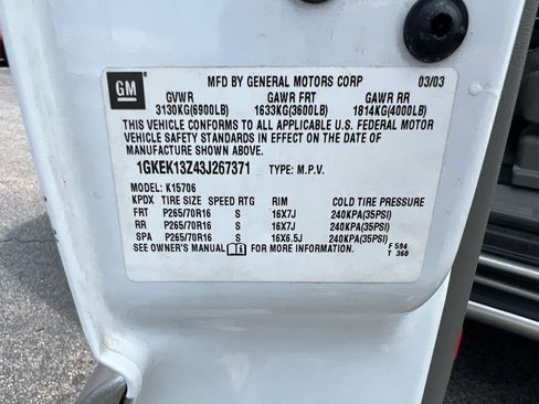 Used 2003 GMC Yukon SLT w/ 1SD Preferred Equipment Group AWD/4WD image 26