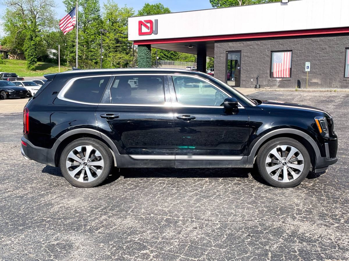 Used 2021 Kia Telluride S AWD/4WD image 4