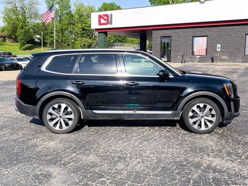 Used 2021 Kia Telluride S image 4