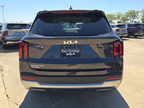 New 2026 Kia Sorento SX FWD image 7
