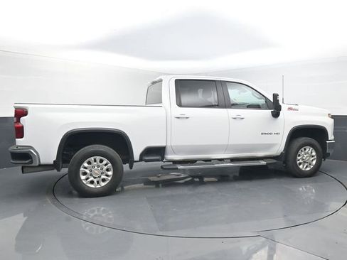 Used 2025 Chevrolet Silverado 2500 LT AWD/4WD image 7