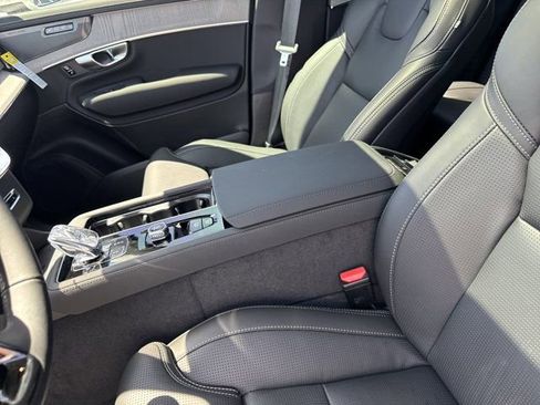 New 2025 Volvo XC90 T8 Ultra w/ Protection Package Premier image 16