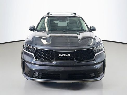 Used 2022 Kia Sorento SX w/ Panoramic Sunroof Package AWD/4WD image 2