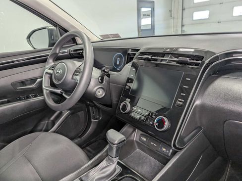 Used 2024 Hyundai Tucson SE AWD/4WD image 39