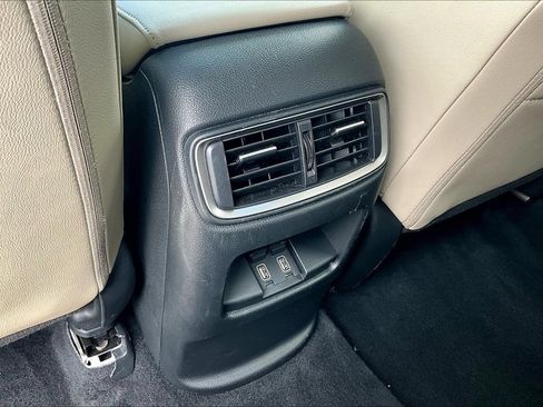 Used 2020 Honda CR-V Touring image 12