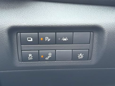 Used 2024 Nissan Kicks S FWD image 20