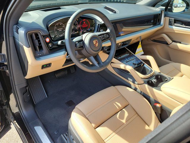 Used 2026 Porsche Cayenne AWD/4WD image 4