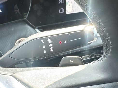 Used 2026 Chevrolet Equinox LT w/ Convenience Package II FWD image 29